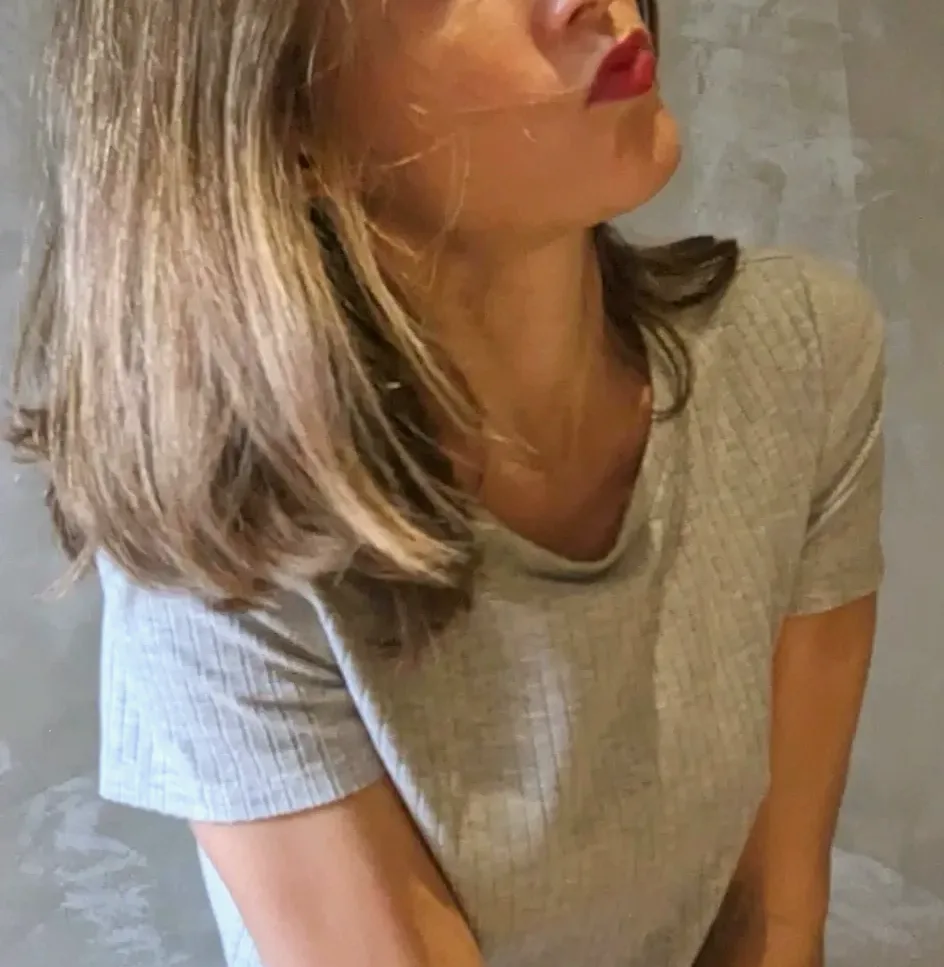 Catriona, 33