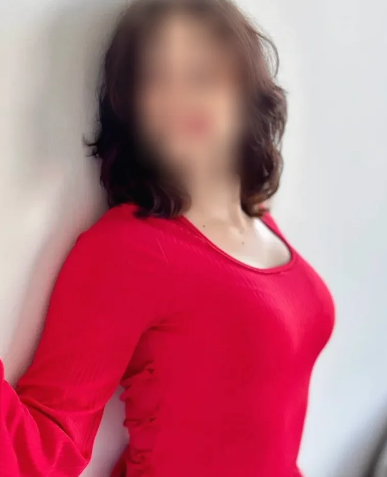 Karolina, 21