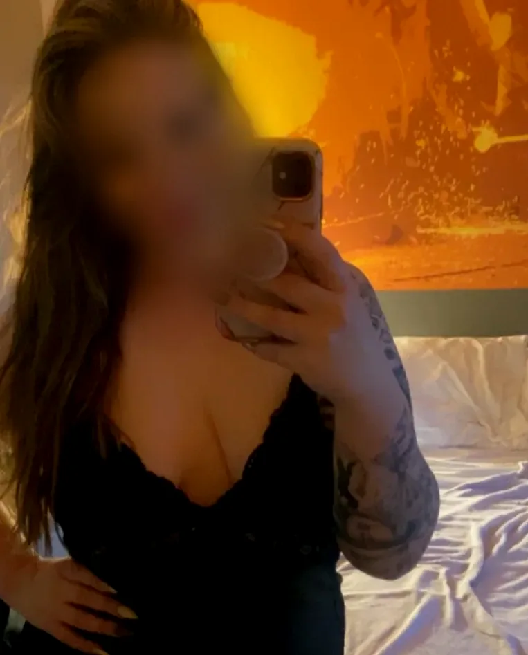 Zara, 29